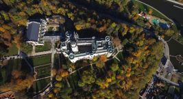 Ungewöhnliche Ansicht der Burg Hluboká 🧡 Haben Sie einen…