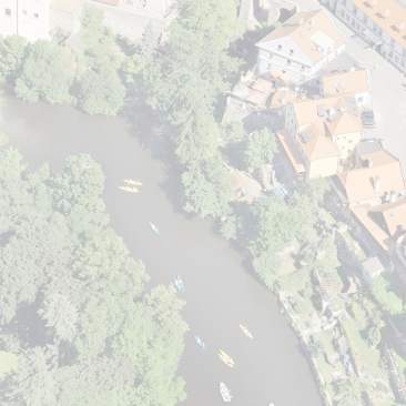 Top shot of Český Krumlov! 🙂 .
.
.
.
.
.
.
#vltavariver #vltavariverig #section2ig #southbohemia #ceskokrumlovsko …