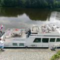 Do you remember this boat from summer? It's from Marina Vltava. 🙂 .
.
.
.
.
.
.
.
#vltavariver #vltavariverig …